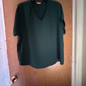 Entro Green Blouse Chic and Versatile Top
